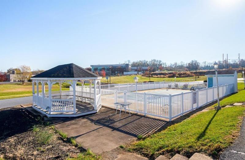 Wingate By Wyndham Mechanicsburg Buitenkant foto