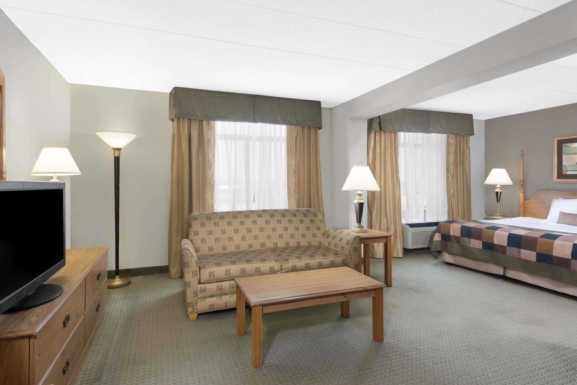 Wingate By Wyndham Mechanicsburg Buitenkant foto